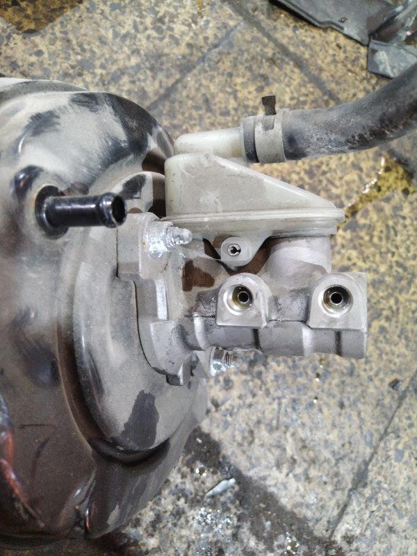 Вакуумный усилитель тормозов