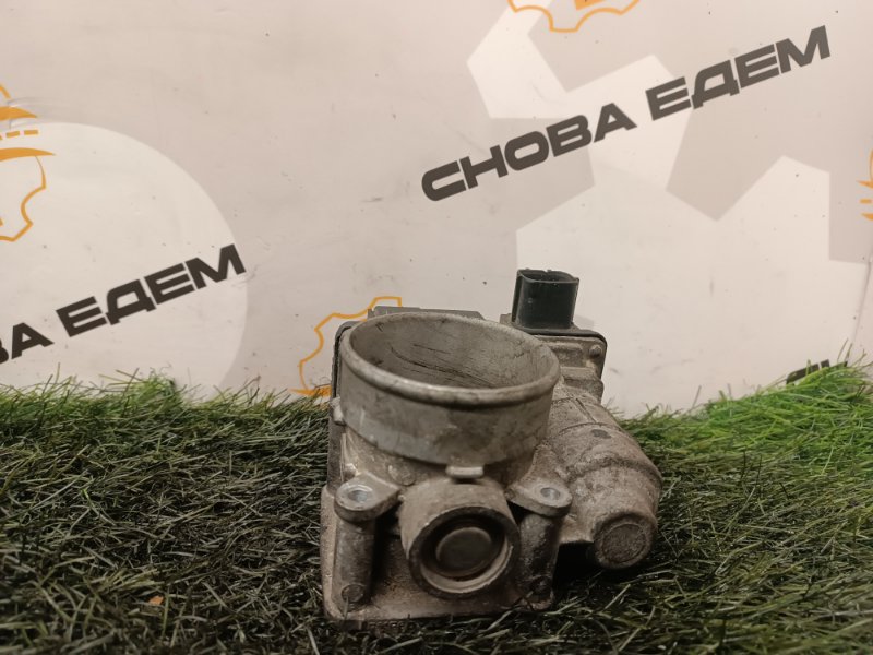 Дроссельная заслонка