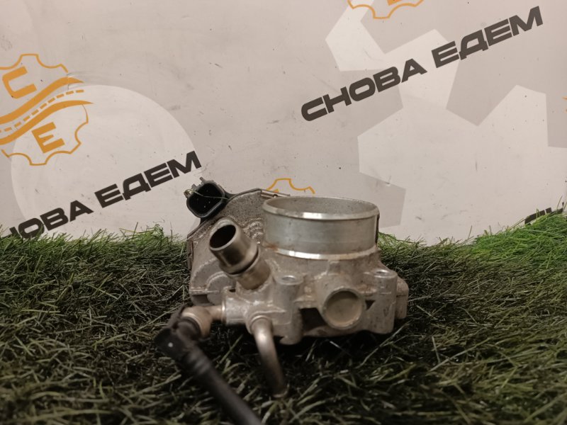 Дроссельная заслонка