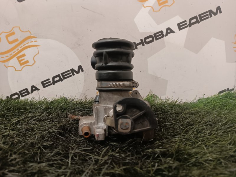 Дроссельная заслонка